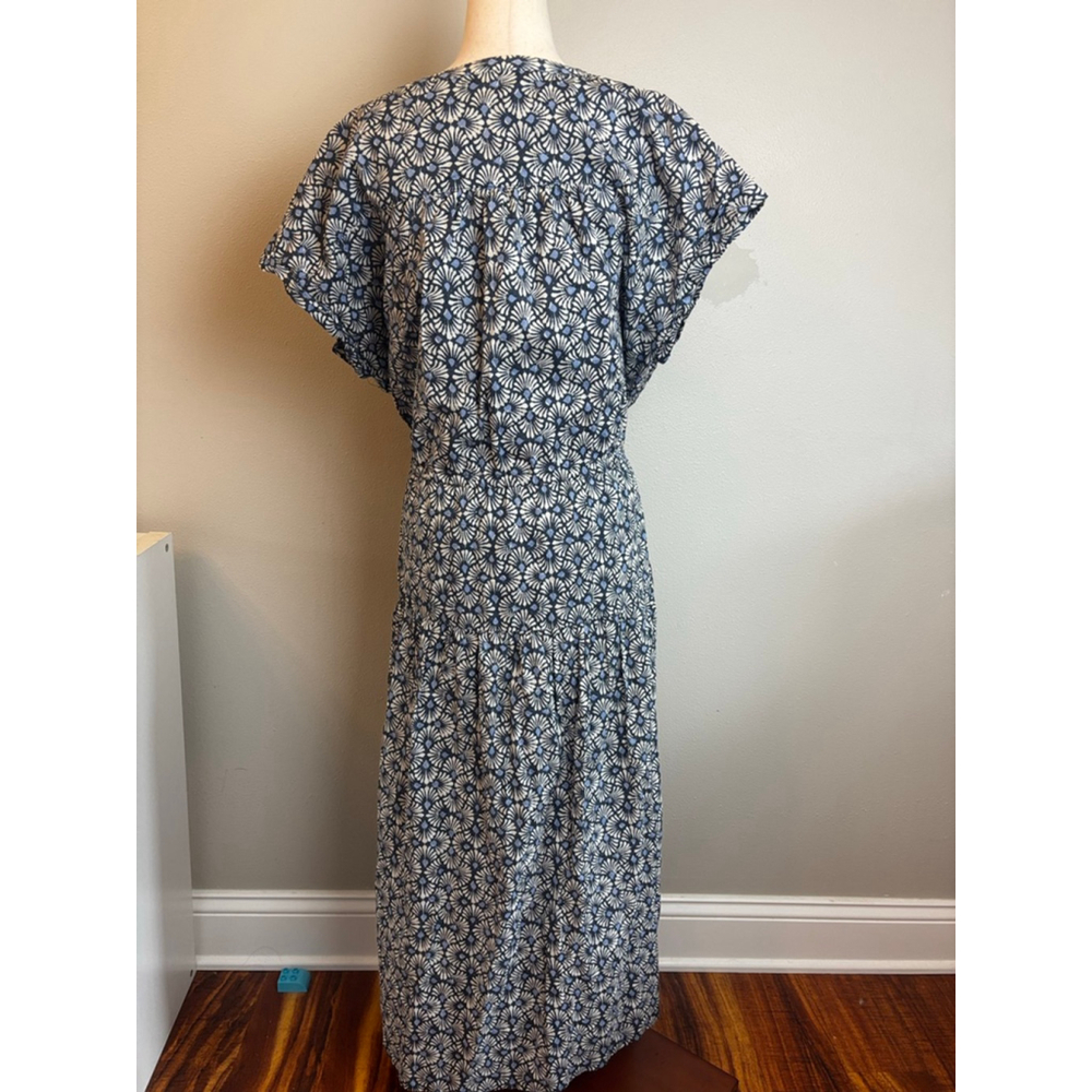 Women's C&C California Navy & White Floral Midi Dress XL spring Easter brunch - Picture 4 of 5